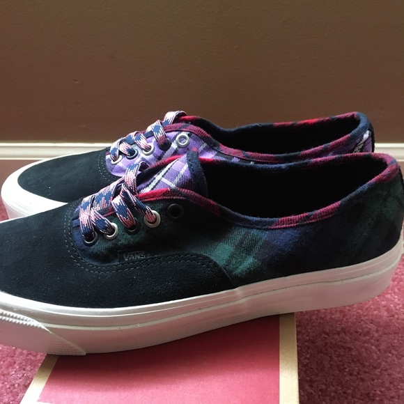 Brand new plaid vans (Anaheim Factory) Size 9.0 - Picture 4 of 6